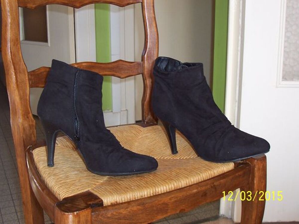 bottines noires et bottine marron Chaussures