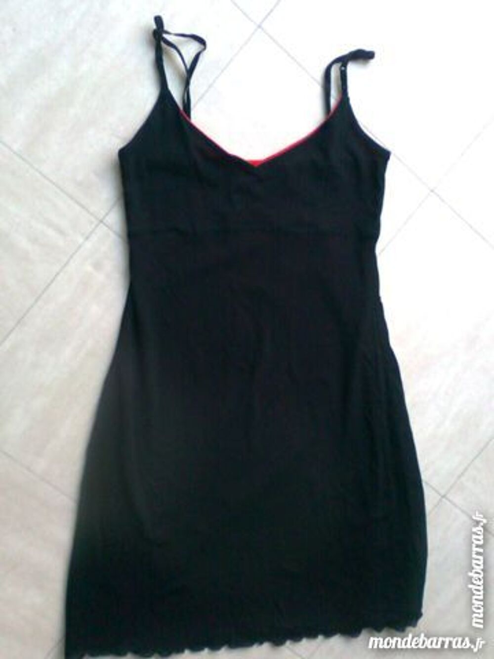 jolie petite ROBE noire et rouge - 36 - zoe Vêtements