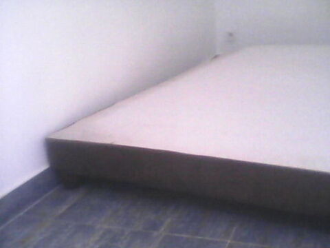 SOMMIER  lattes+pieds bois marron 160/200cm 60 Marseille 1 (13)