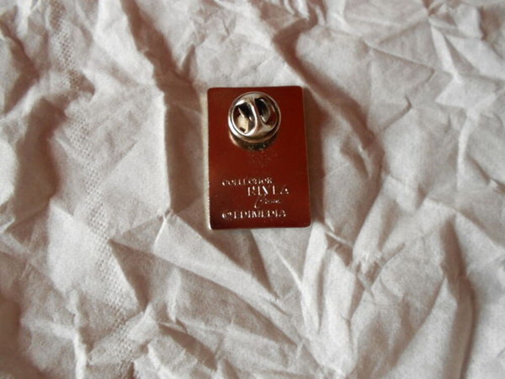 pin's NIVEA CREME une oeuvre deJUAN GRIS 