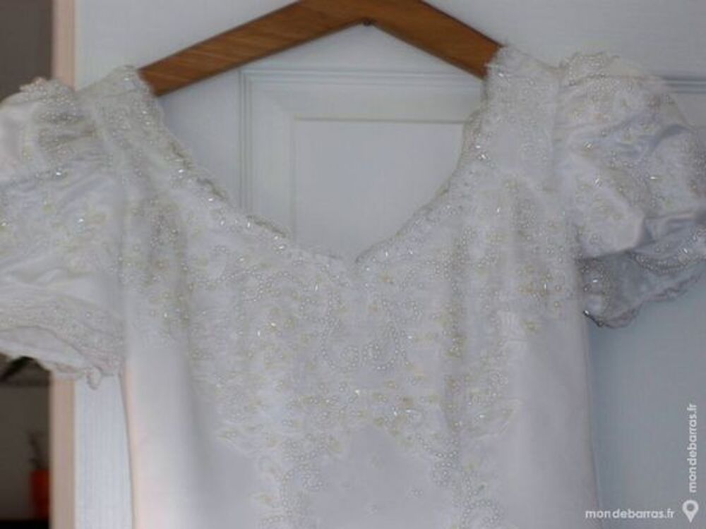 robe de mari&eacute;e Vêtements