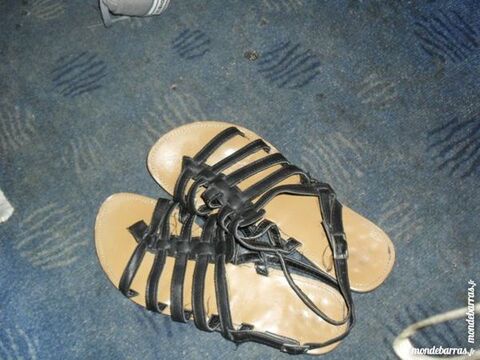 super sandales tropezienne cuir pointure 37 bon et 12 Cachan (94)