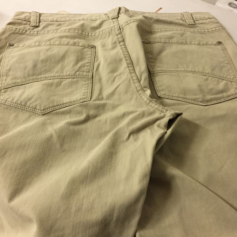 SHORT BEIGE 100% COTON TEX MAN T. 48 Vêtements