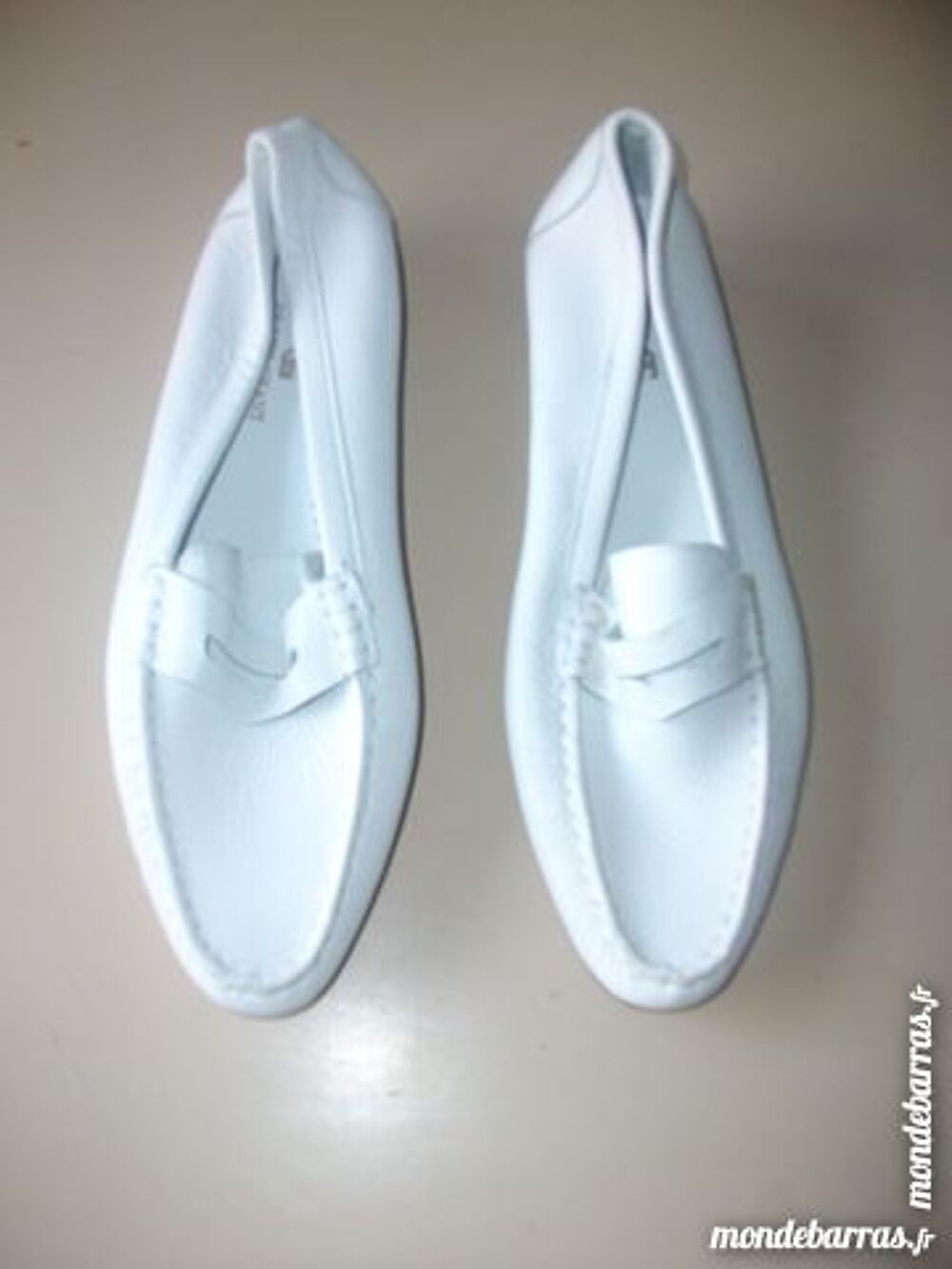 Mocassins Blanc pointure 38 -neufs &agrave; 3  Chaussures