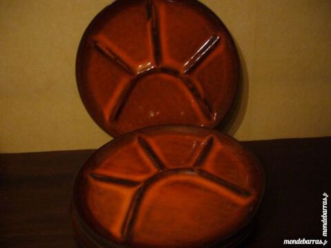 6 superbes assièttes terre cuite à fondue 12 Paris 18 (75)
