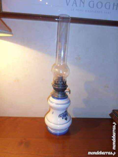 Lampe à pétrole 60 Tours (37)