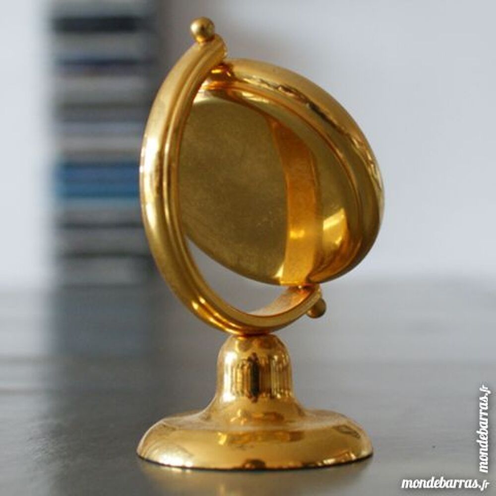 Montre de bureau mappemonde Décoration