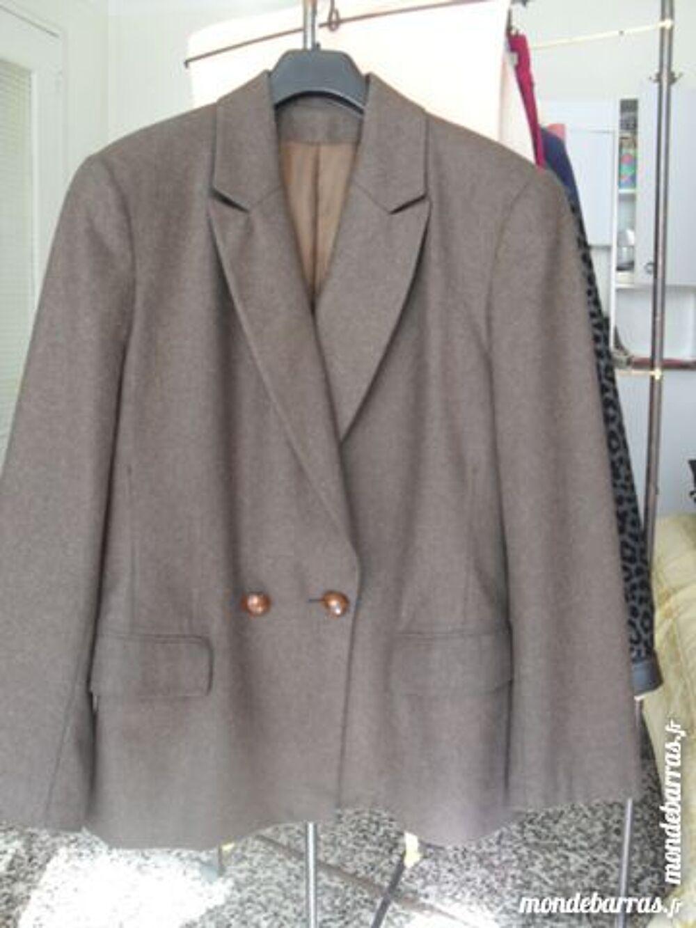 Veste laine cintr&eacute;e Vêtements
