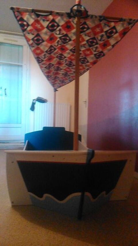 lit enfant 90/190 en forme de bateaux 80 Rochefort (17)