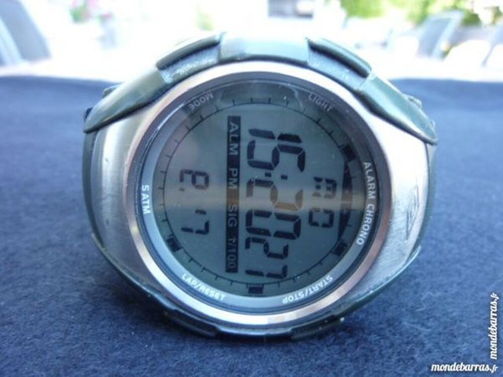 UMBRO JUMBO MILITARY chrono 1/100&egrave;me DIV0213 Bijoux et montres