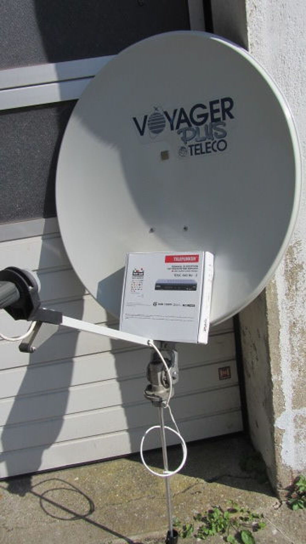 parabole TELECO 85 Centim&egrave;tres + terminal TNT Photos/Video/TV