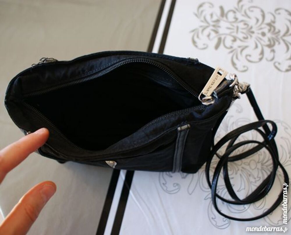 Petit sac noir en tissus Lancaster Maroquinerie