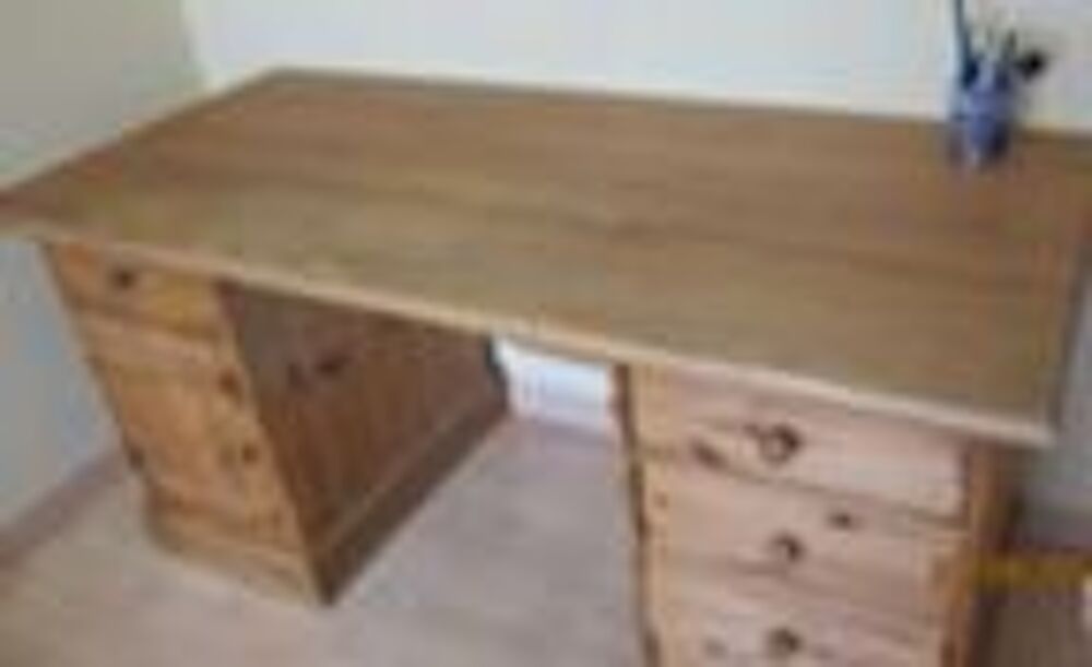 bureau pin clair Meubles