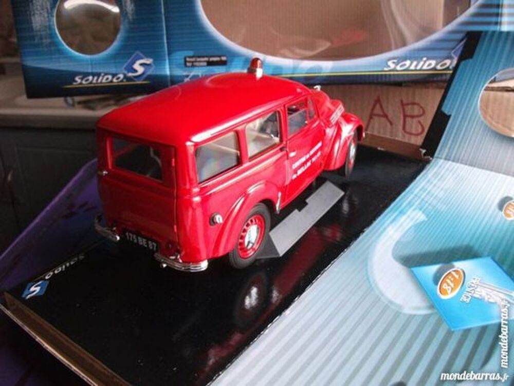 Renault Juvaquatre Pompiers 1/18 Solido neuf Boite Jeux / jouets
