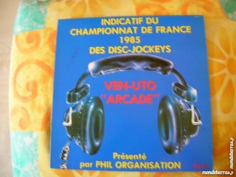 MAXI 45 TOURS VEN-UTO Arcade 15 Nantes (44)