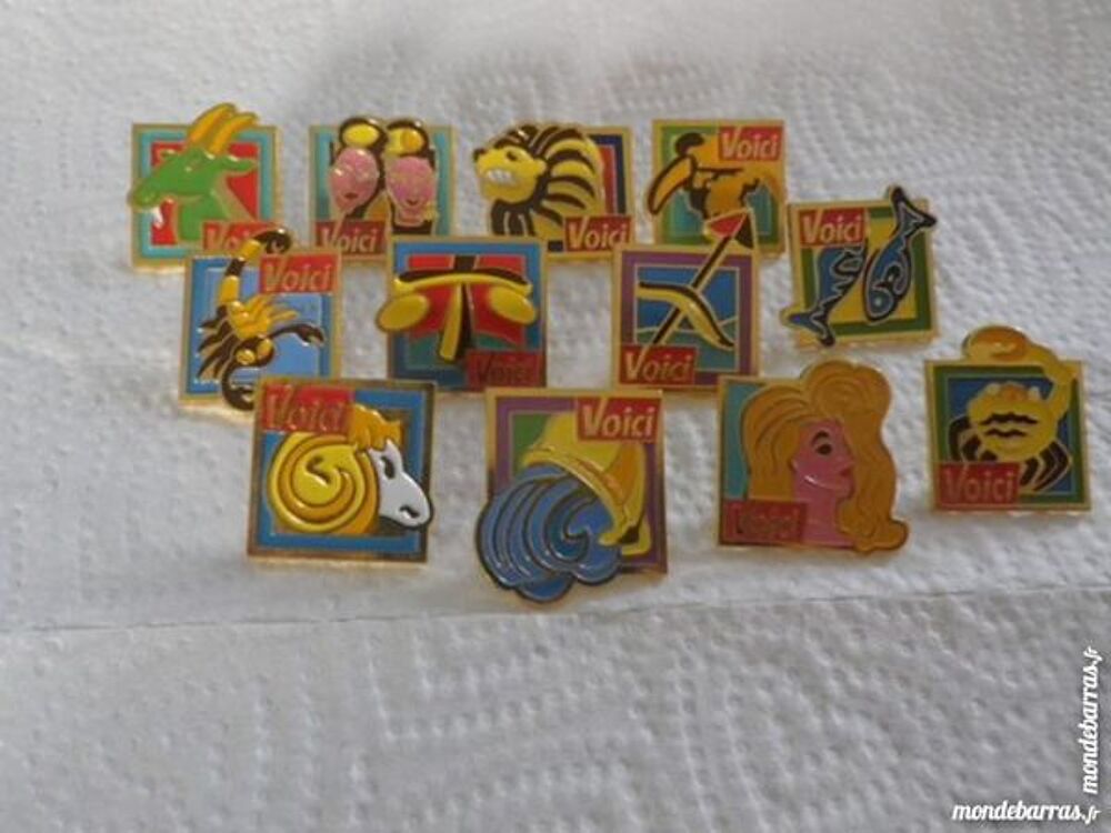 LOT DE 12 PINS SIGNES DU ZODIAQUE PAR VOICI 