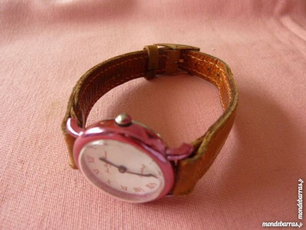 Jean Pierre RIVES PARIS montre dame DIV0133 Bijoux et montres