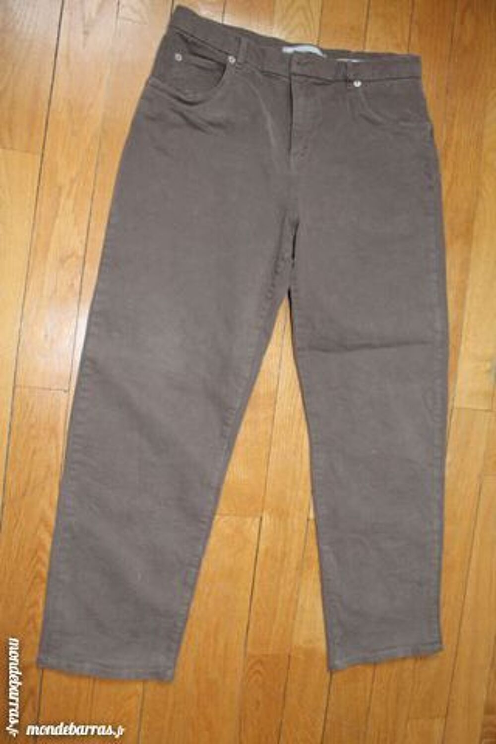 PANTALON Vêtements
