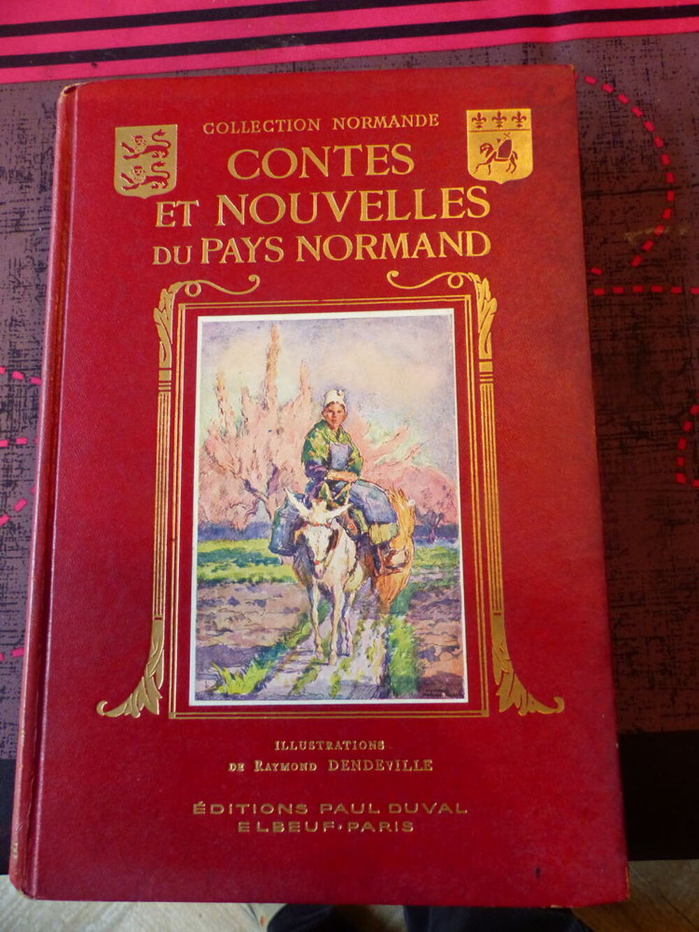 CONTES ET NOUVELLES DU PAYS NORMAND Livres et BD