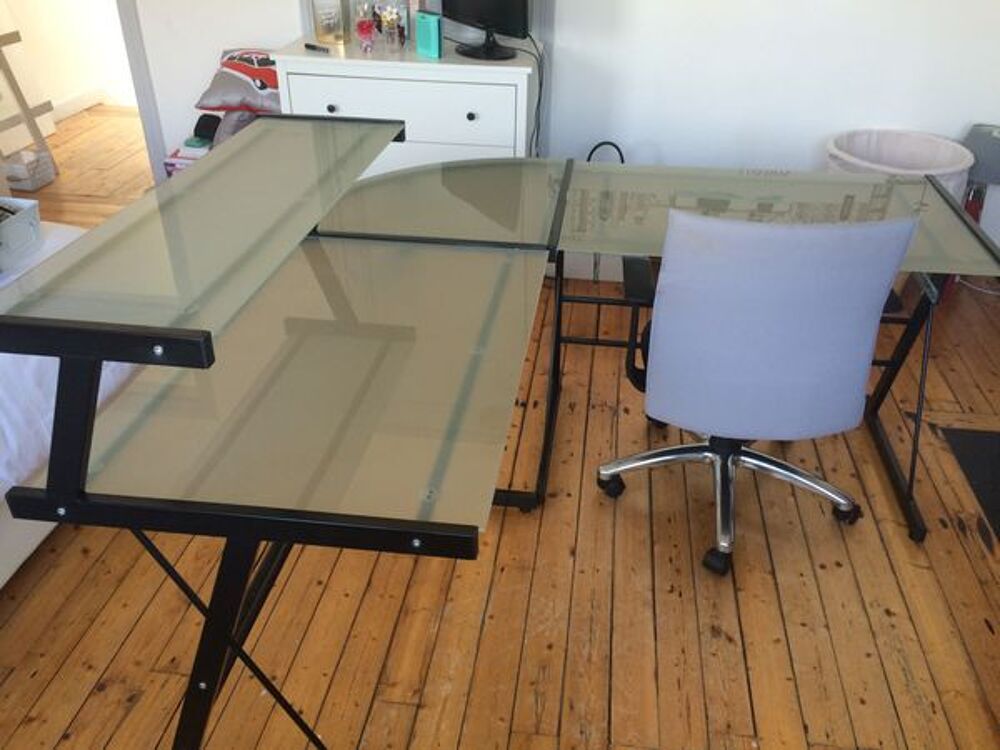grand bureau d'angle en verre Meubles