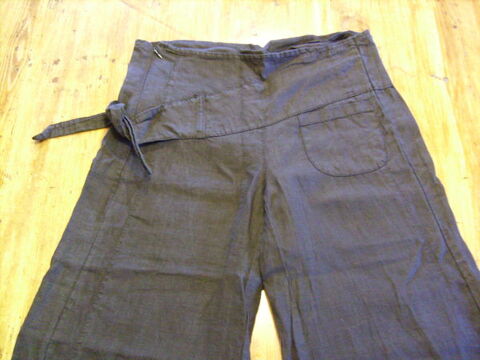 Pantalon large lin 36-38
8 Chteauneuf-les-Martigues (13)