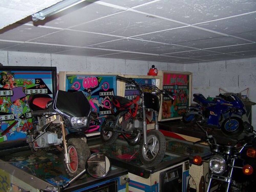 collectionneur recherche vieux flipper de bar a restaurer. Jeux / jouets