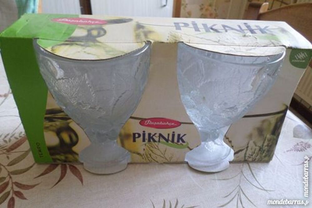 "Lot de coupe &agrave; glace ""neuve""" Cuisine
