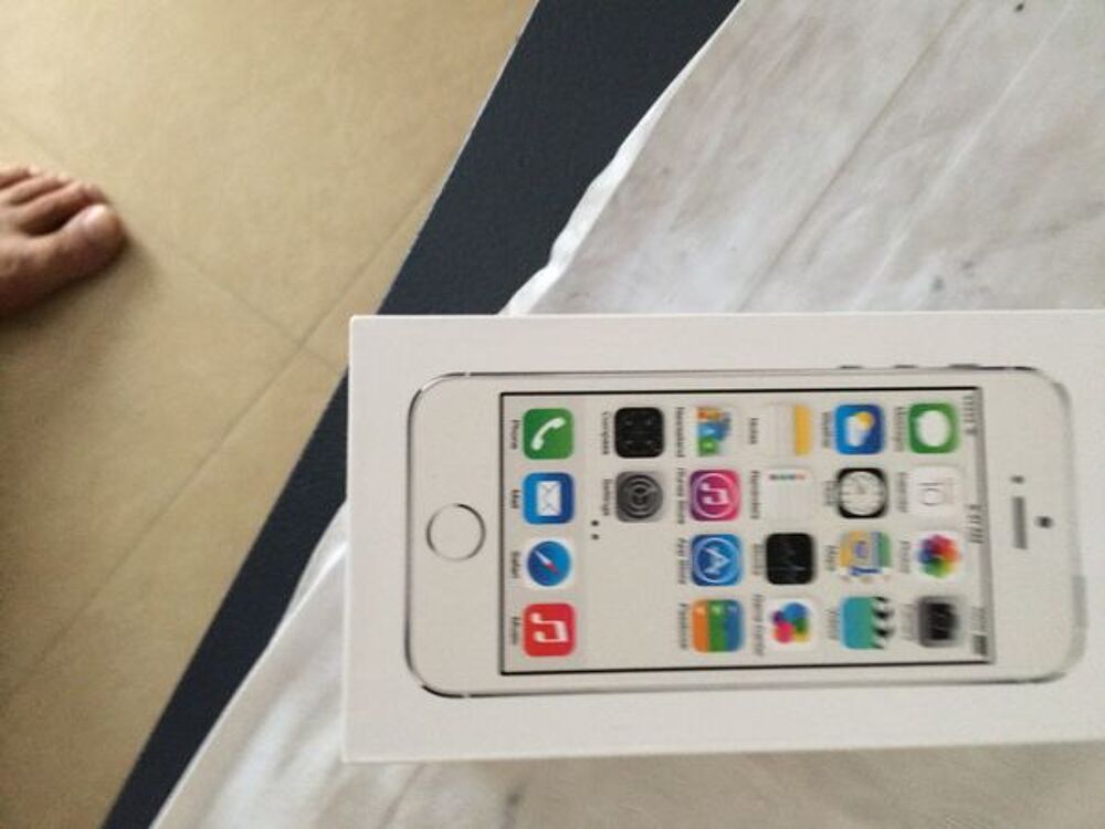 IPHONE 5S 16G Téléphones et tablettes