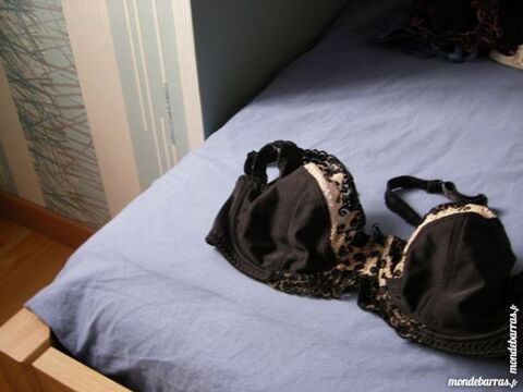 soutien gorge noir 95 D 6 Laventie (62)