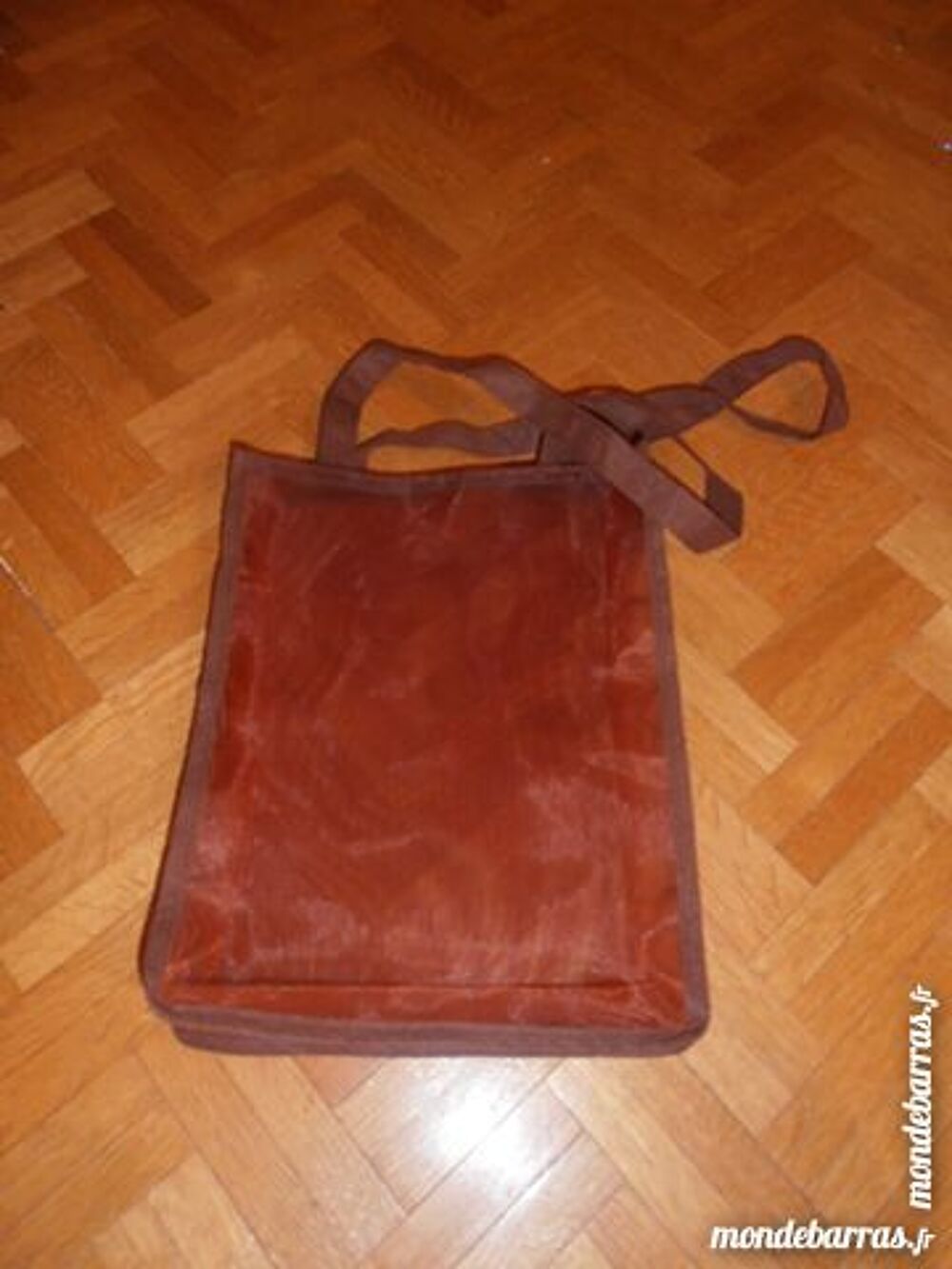 5 pochettes Bijoux et montres