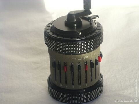 machine � calculer Curta cass�e, en panne 1 Bourges (18)