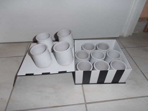 15 pots de yaourt en grs 3 Millau (12)