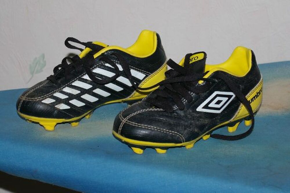 Chaussures de foot enfant Chaussures