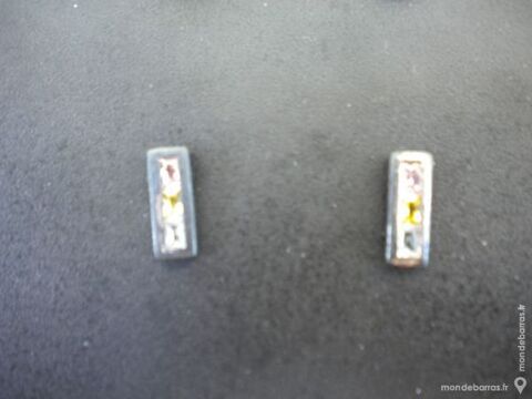 BOUCLES D'OREILLES 15 Dammarie-les-Lys (77)