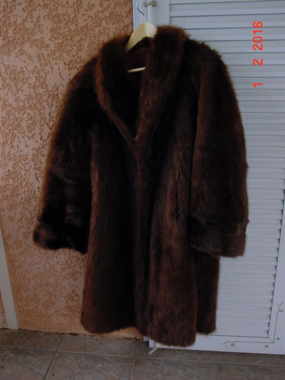 MANTEAU VISON TAILLE 48/50 Vêtements