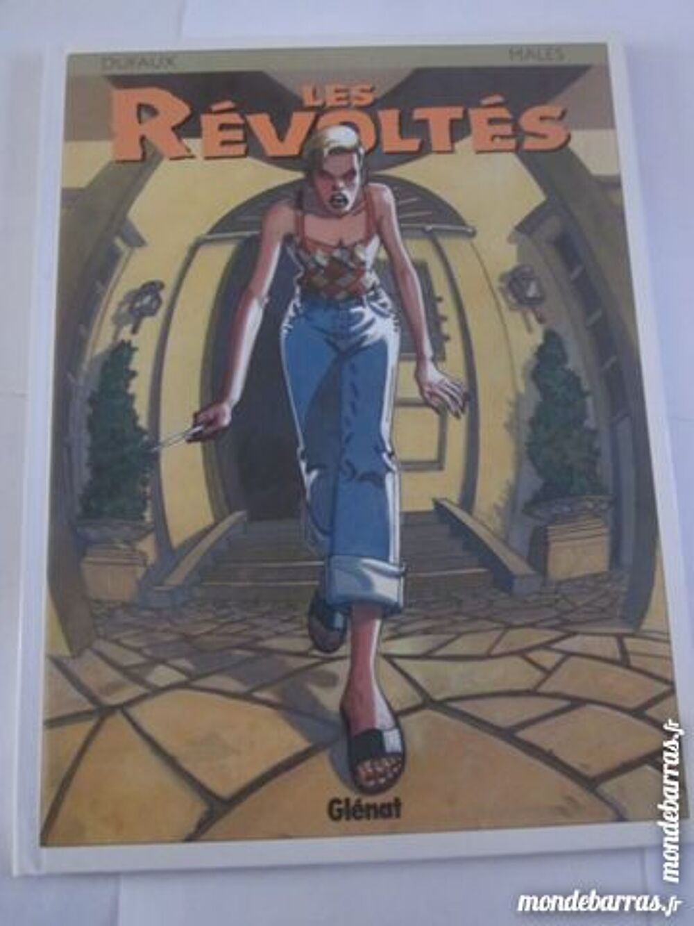 BD E O - LES REVOLTES Livres et BD