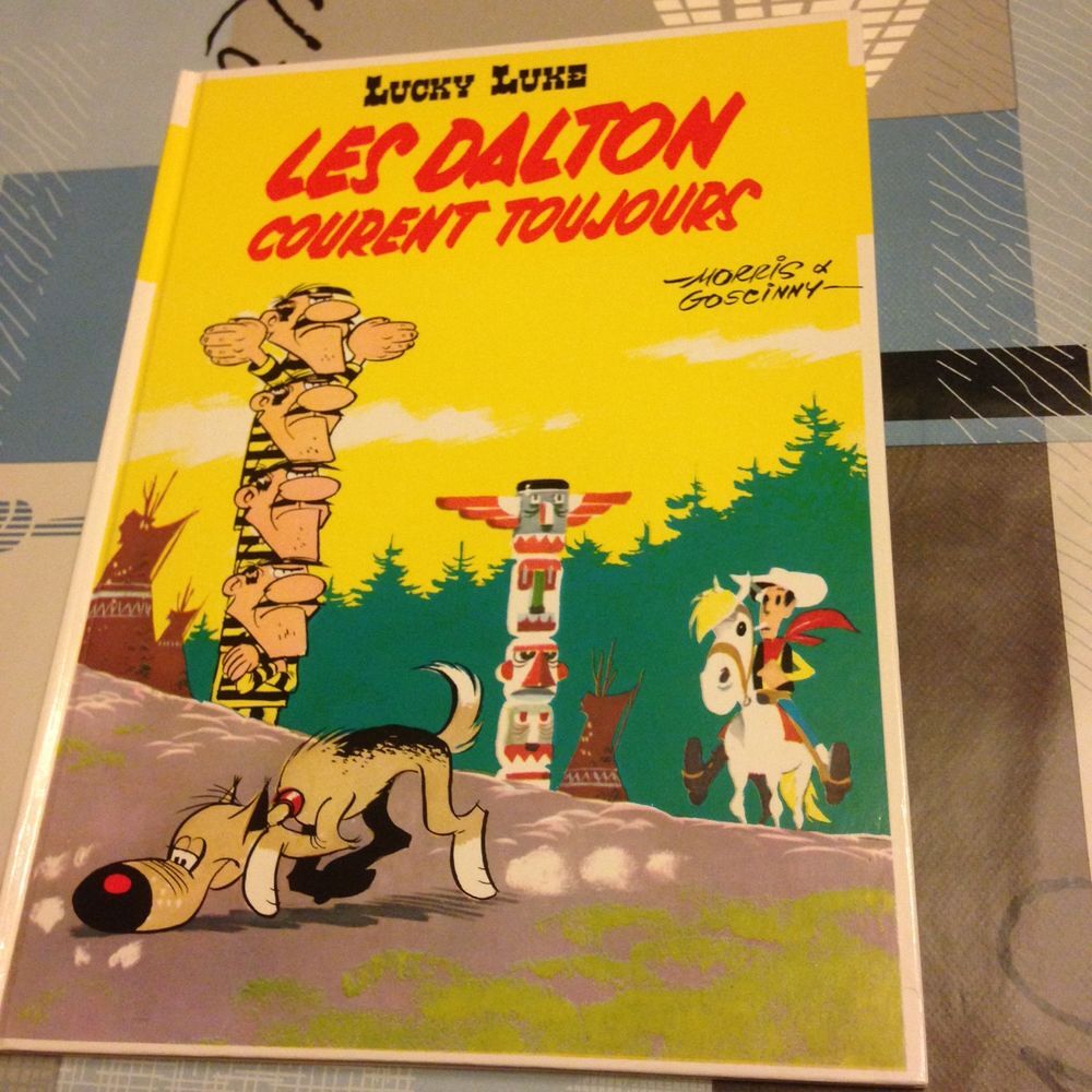 Bd les daltons courent toujours lucky luke Livres et BD