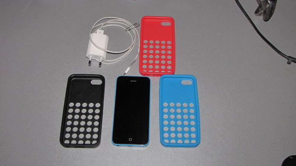 I PHONE 5 C Téléphones et tablettes