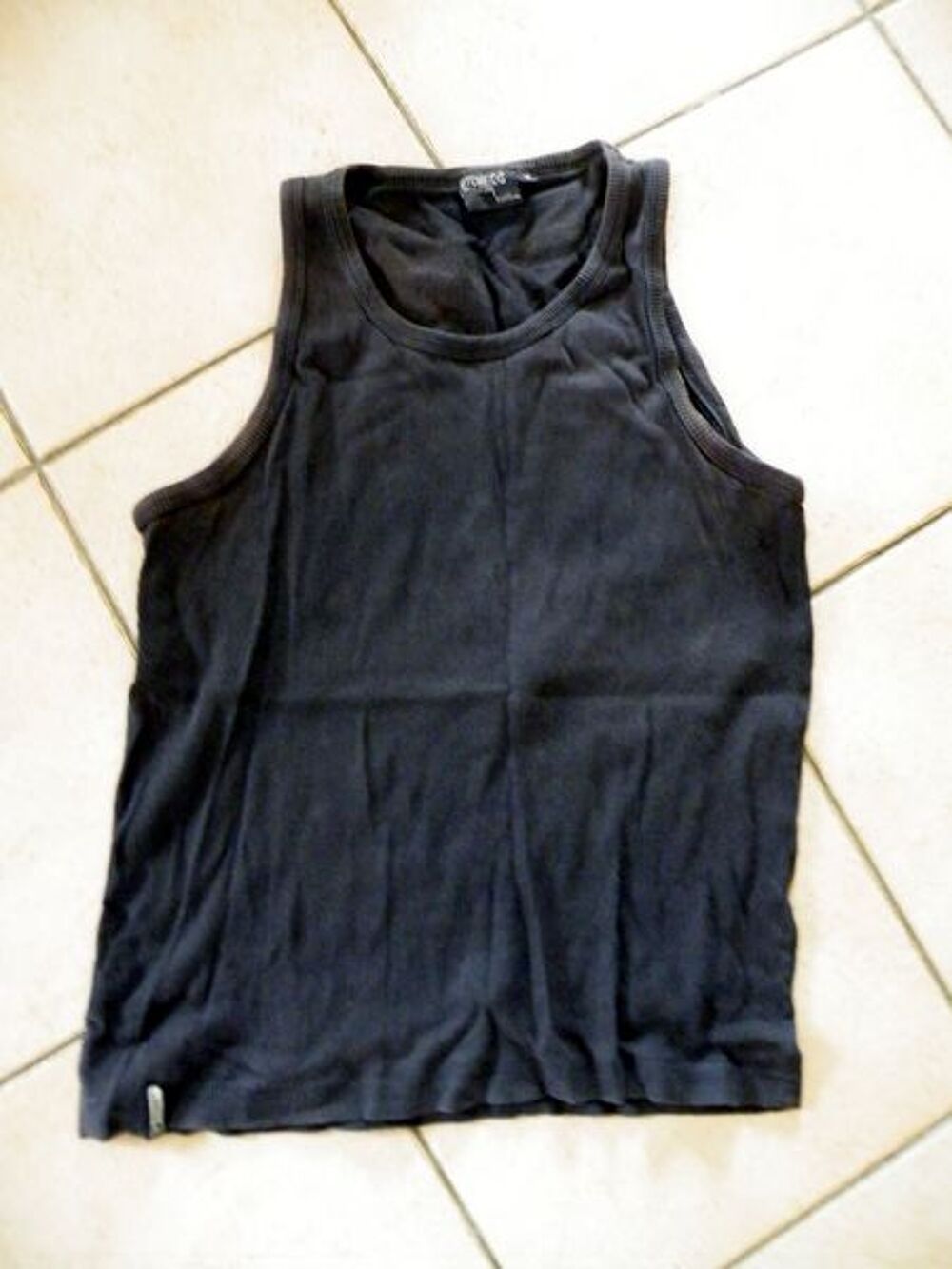 debardeur noir taille m Vêtements