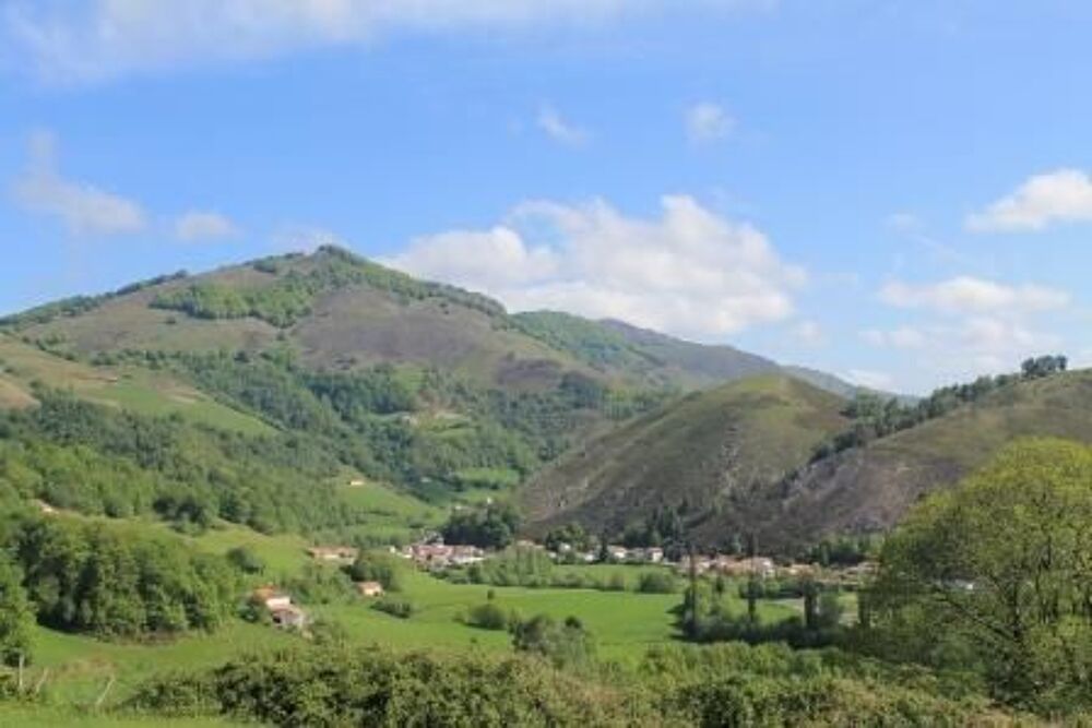   Gite 15 personnes 3 etoiles dans la montagne des Aldudes Vacances  / Offres de location 