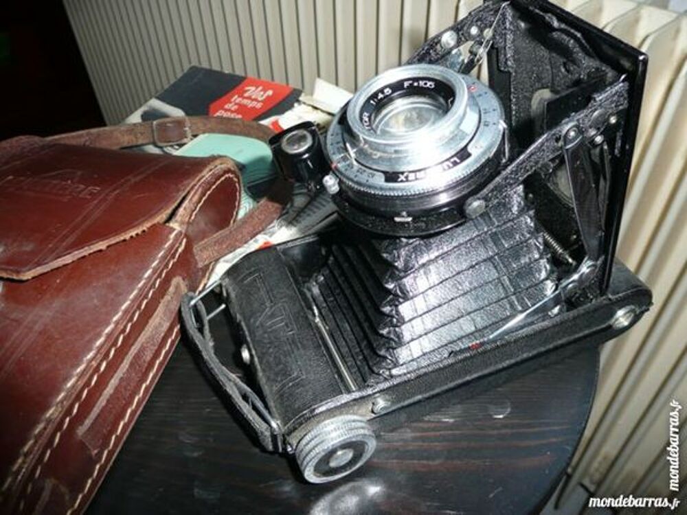 Appareil photo a soufflet Lumi&egrave;re 1939 