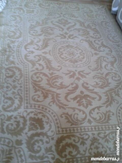 grand tapis salle � manger 50 Limours (91)