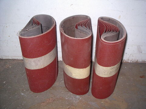 toile abrasive en rouleau 10 Châtellerault (86)