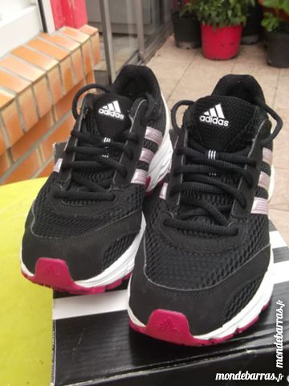 chaussures Adidas femme Chaussures
