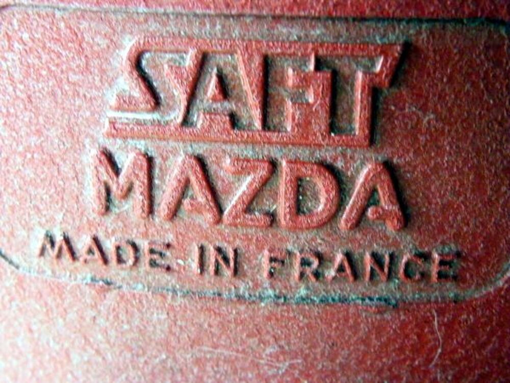 dessus de lampe mazda Bricolage