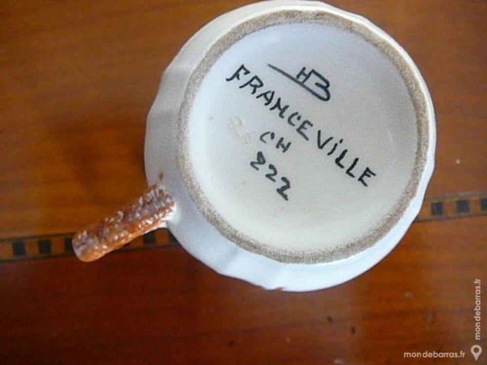 Tasse et soucoupe faience Cuisine