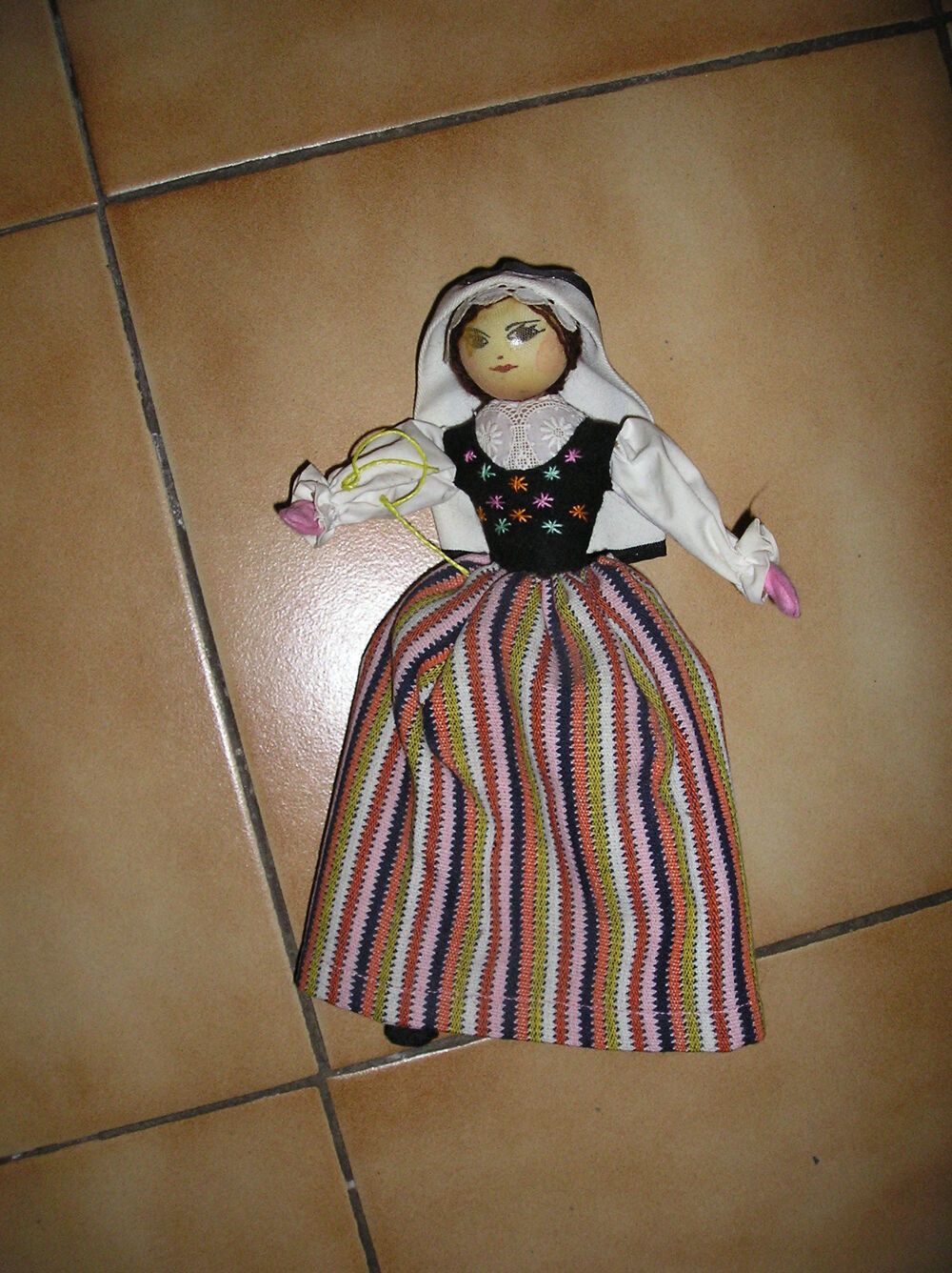V&eacute;ritable ancienne poup&eacute;e gasconne
