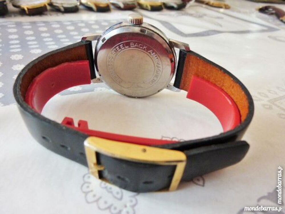 STRATO montre m&eacute;canique 15 rubis DIV0526 Bijoux et montres
