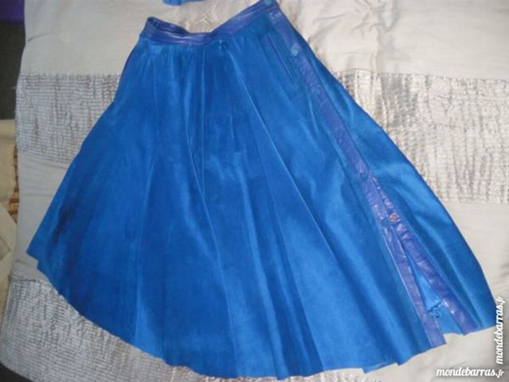 Jupe en Daim Vêtements