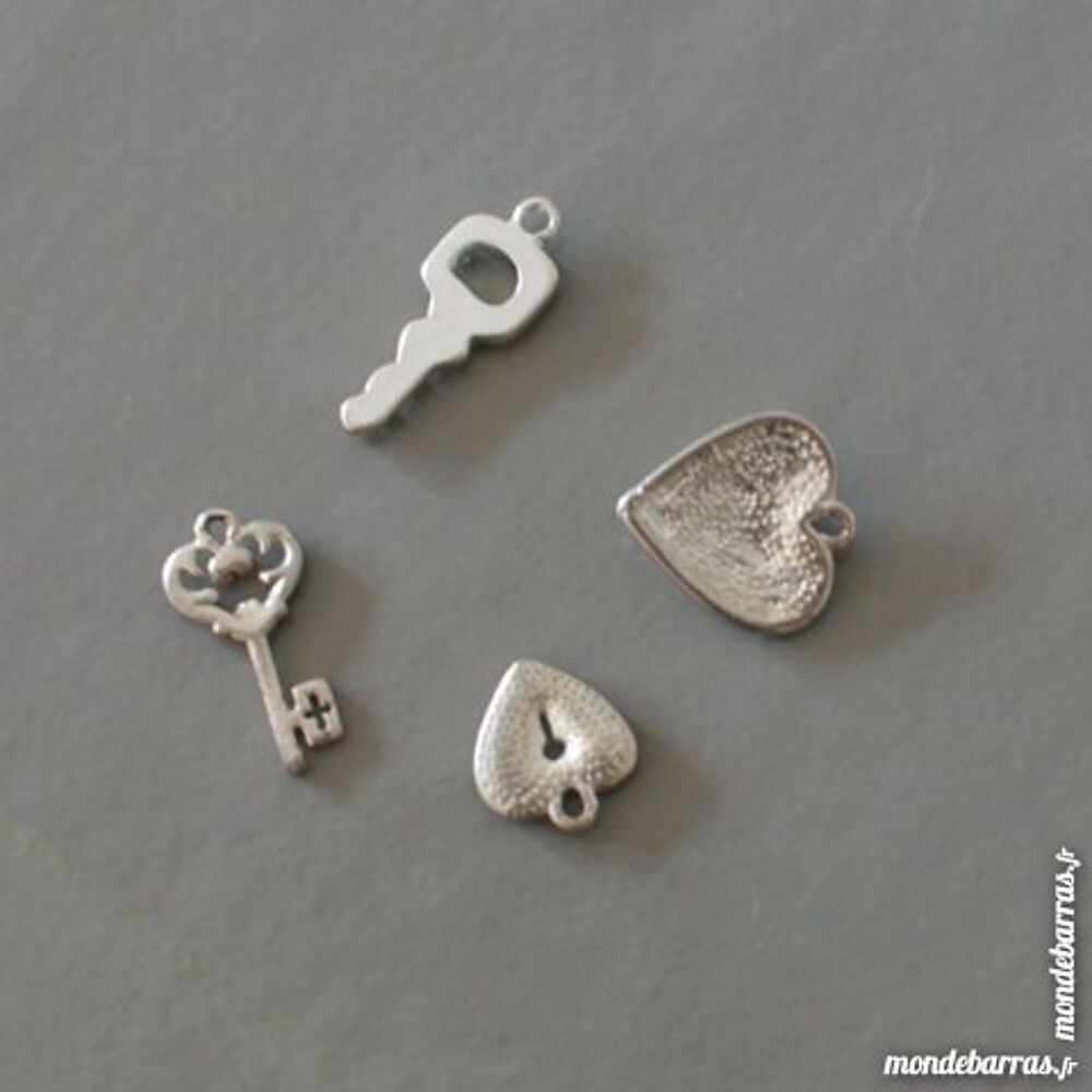 Pendentifs Bijoux et montres